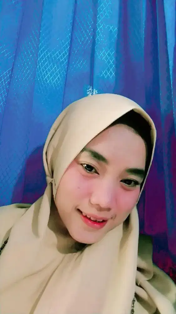 Mencari kerja  di mana saja