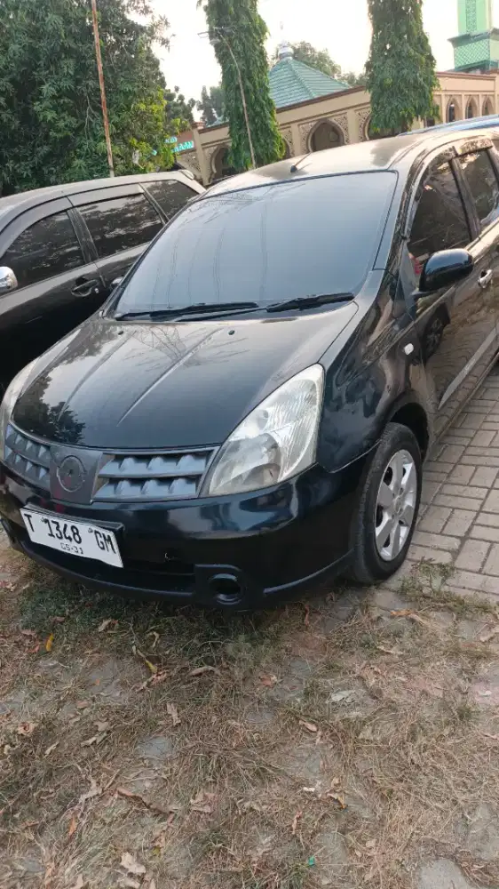 Nissan Livina 2008 Bensin