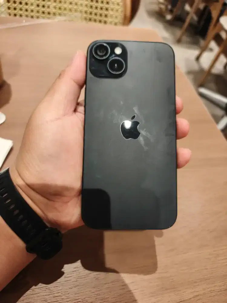 iPhone 15 plus ibox minus.