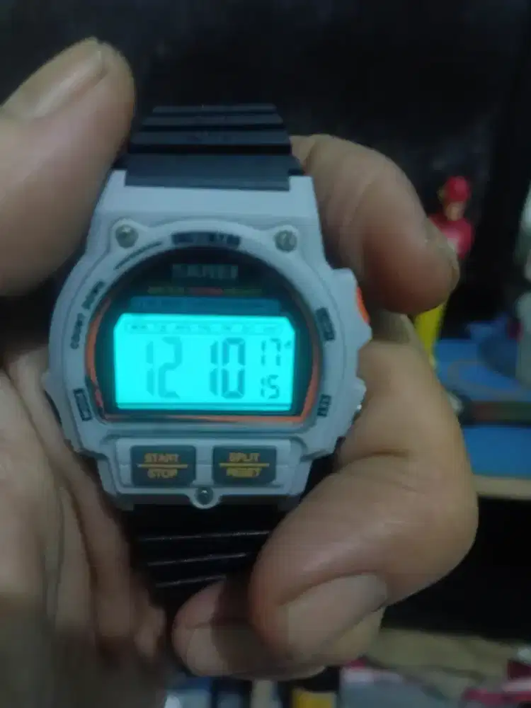 Jual jam SKMEI kondisi baru pakai seminggu