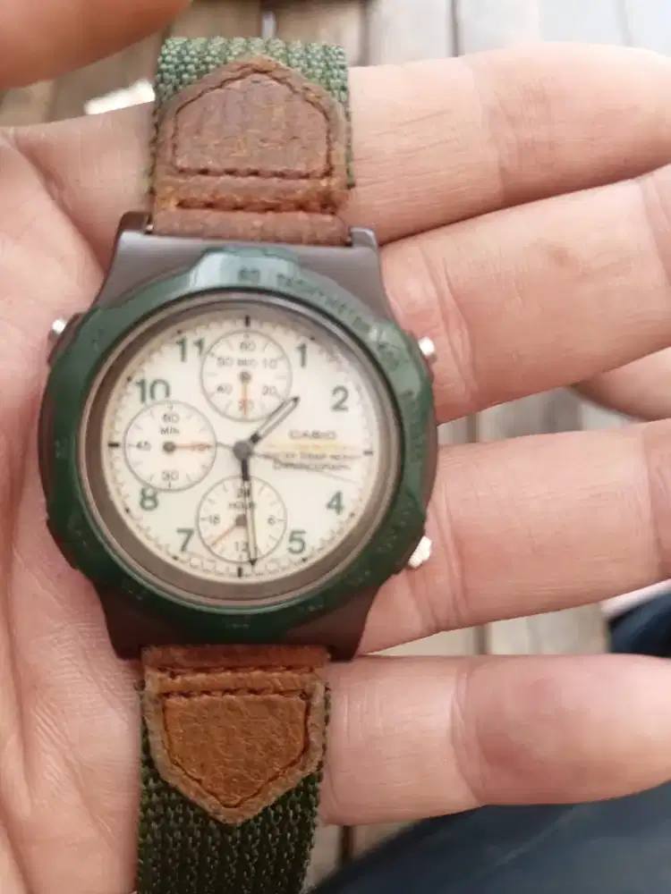 Jam tangan vintage Casio MWB-10