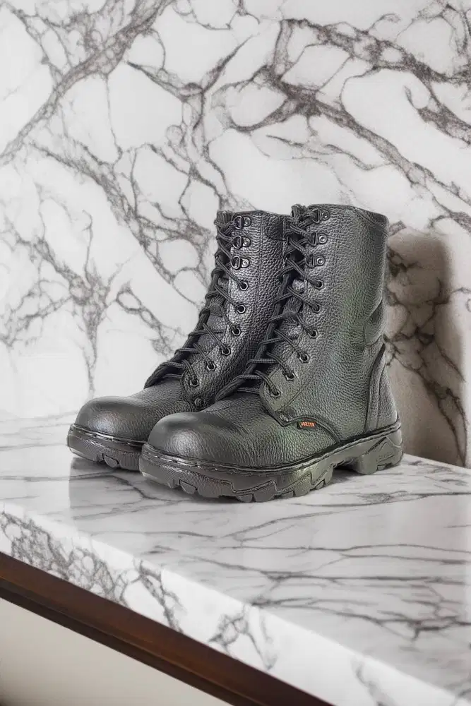 Toko Sepatu safety outsole empuk Karawang