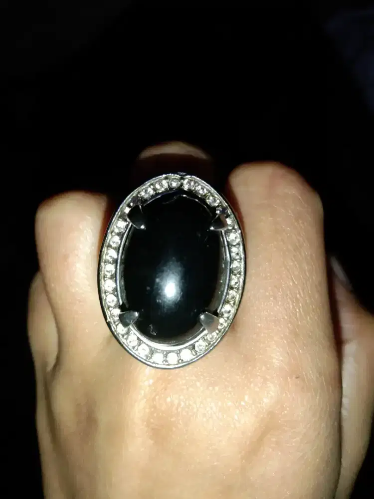 CINCIN BLACK ONYX OVAL