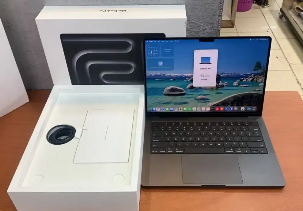 Macbook pro M5 16/512 like New bosku siapa cepat aja