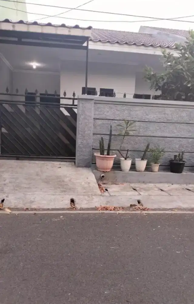 Kontrakan di penggilingan cakung jakarta timur rumah baru siap huni