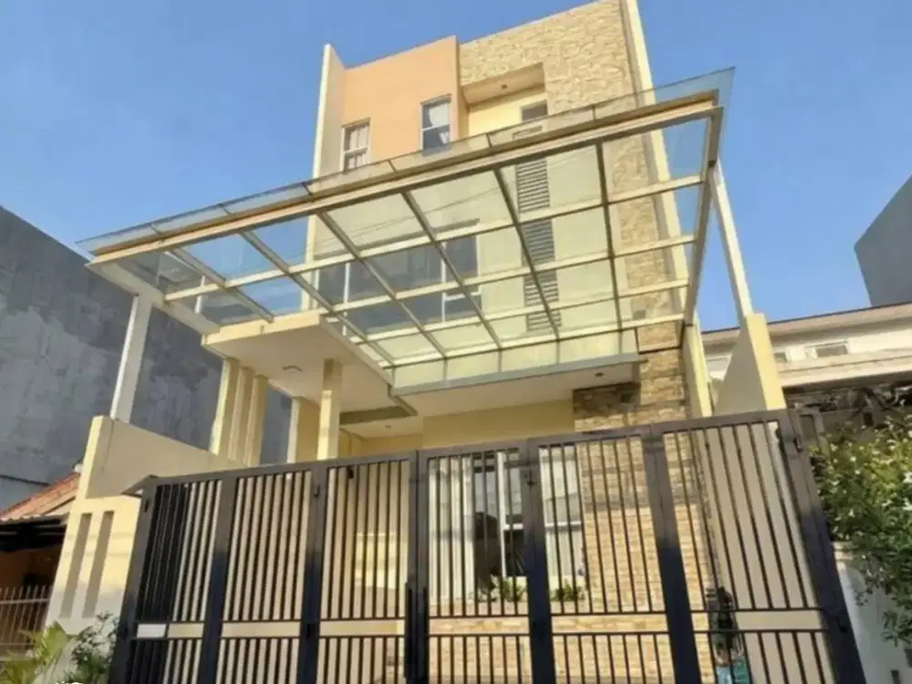 Jual Rumah 3 Lantai Sunter Pratama LT 108m² / LB 240m² Semi Furnish - SHM Ready & Tata Letak Juara