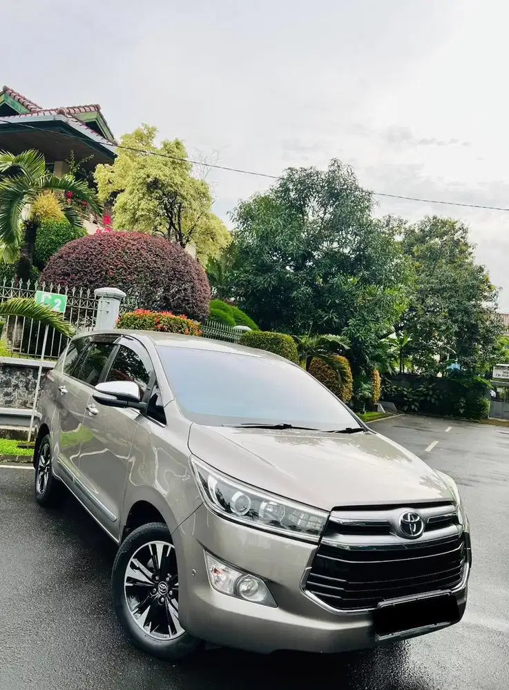 Toyota Reborn Q Venturer Diesel Matic Rare