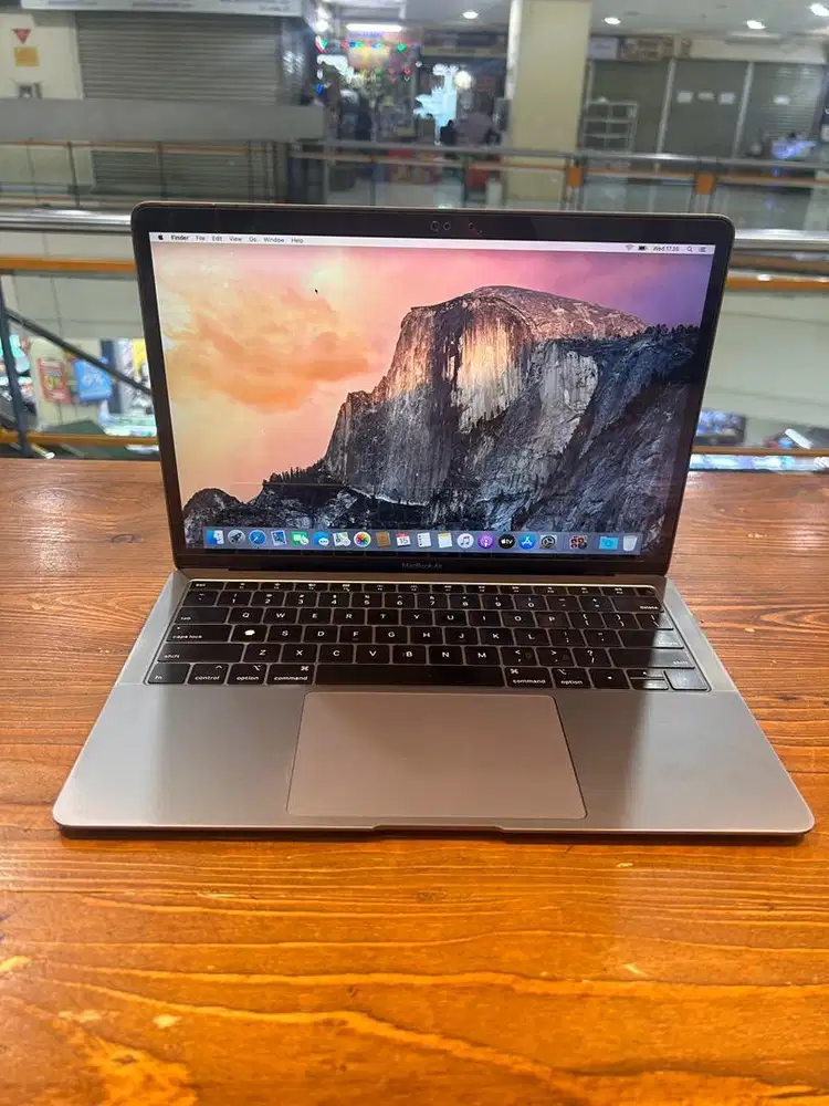 Macbook Air 13inch 2019 i5 8/128