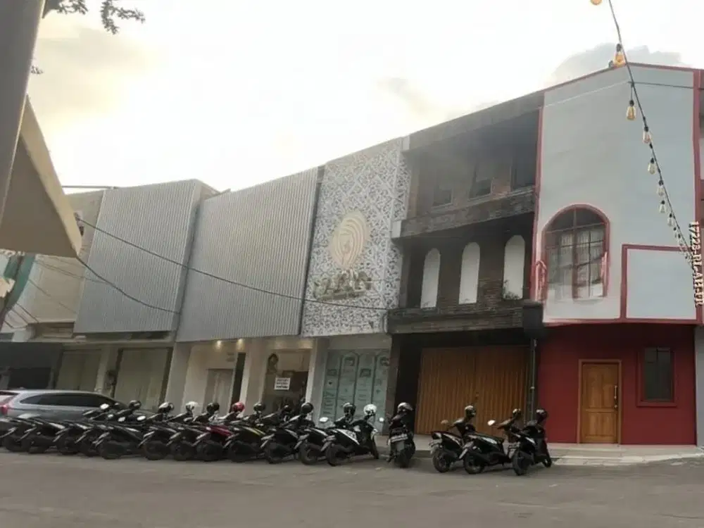 Disewakan Ruko 4 Lantai Lokasi Strategis Di Kemang Raya