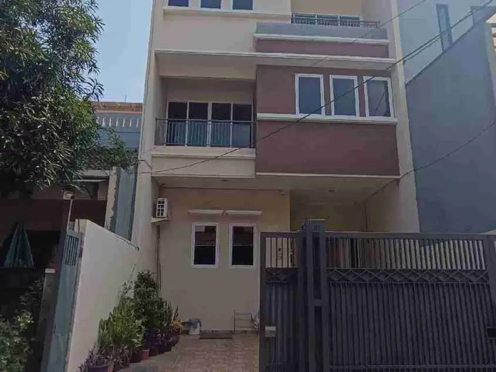 Rumah Siap Huni Sunter Agung 7x17 5 Kamar Tidur