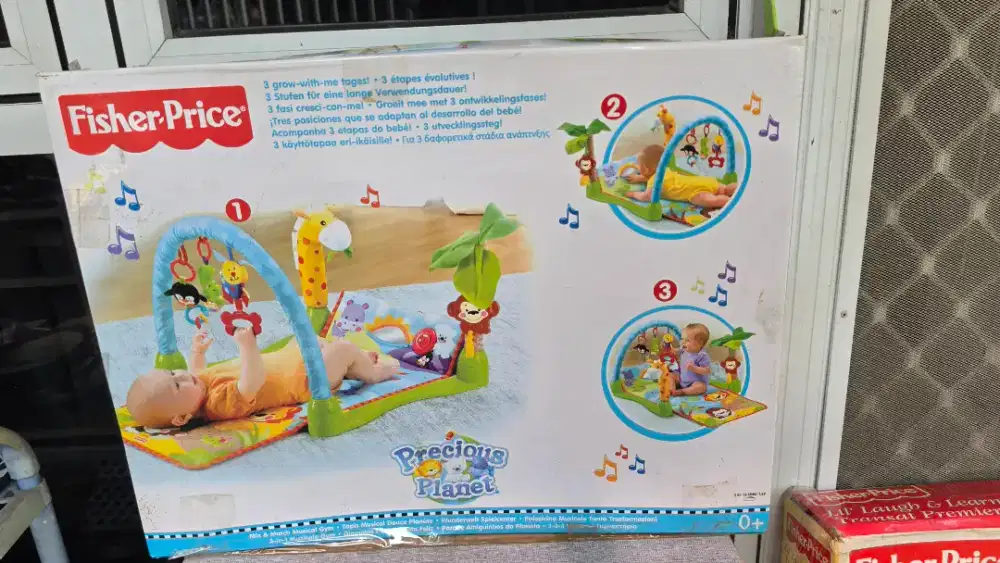 Mainan bayi Fisher Price 2