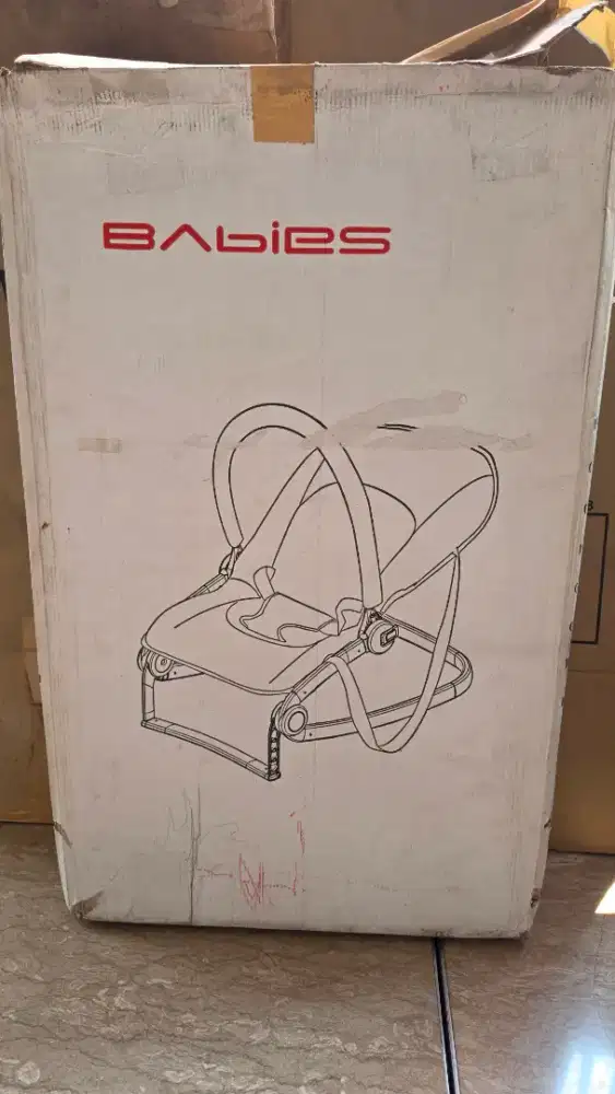 Tempat duduk ayunan bayi