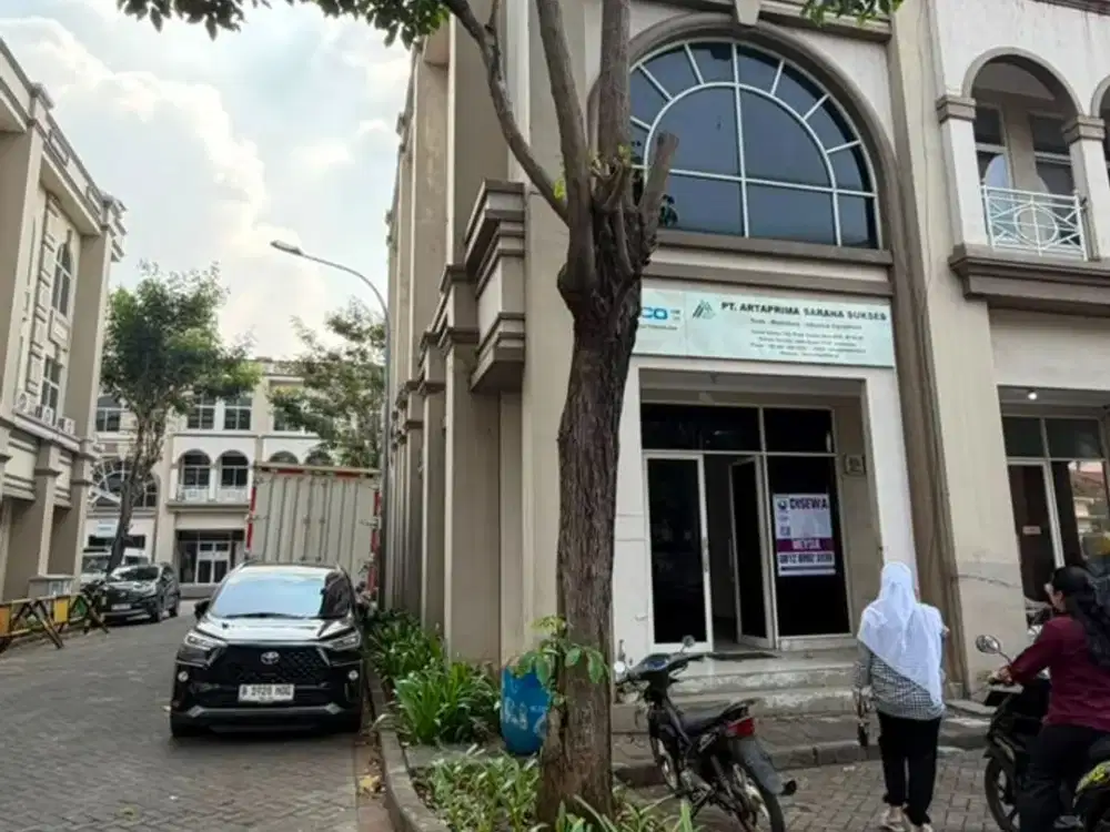 Disewakan ruko posisi hook Di Galaxy bekasi selatan