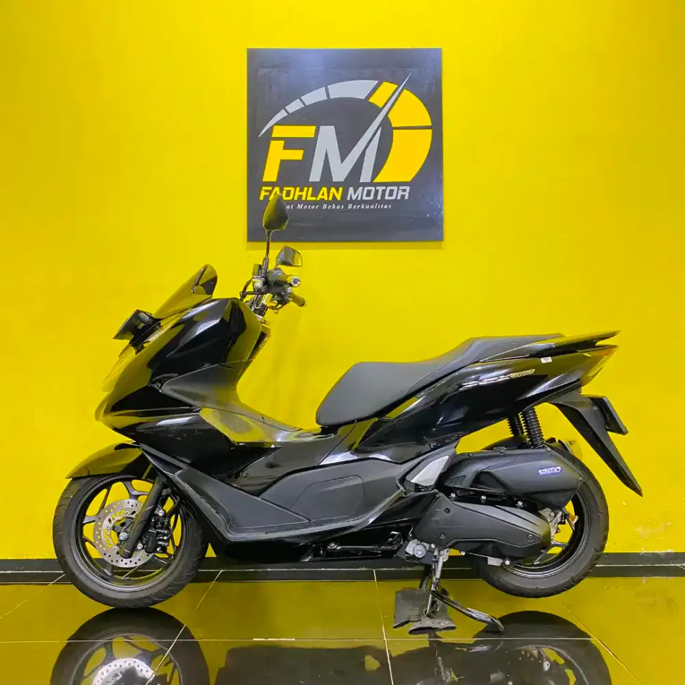 Honda PCX 160 CBS Tahun 2024 km low remote lengkap