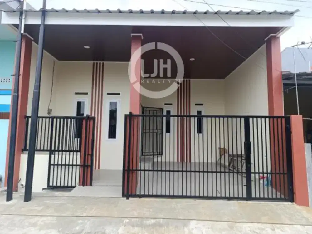 Rumah di Taman Harapan Indah Bekasi Jawa Barat Sudah Tinggi Dari Jalan