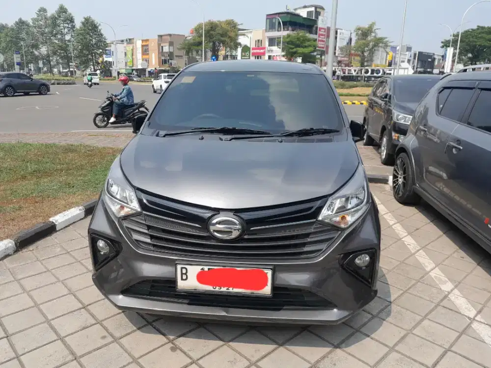 Daihatsu Sigra R matic 2022