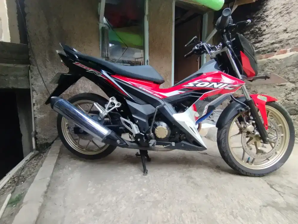 Honda sonic 150R tahun 2018