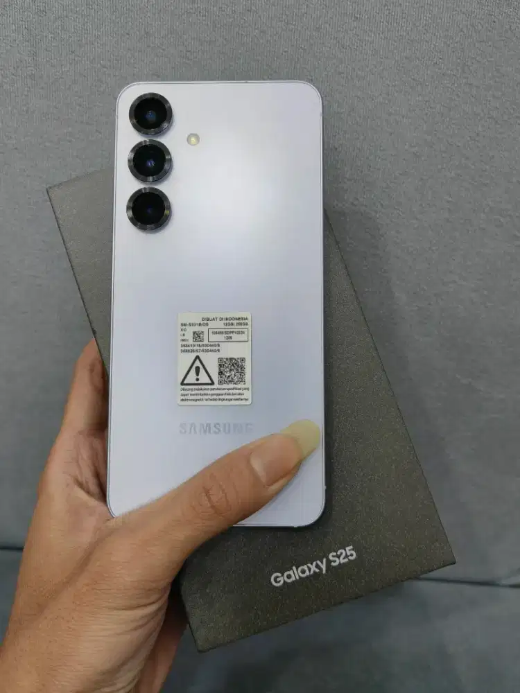 Samsung s25 5G 12/256 mulus siap pakai