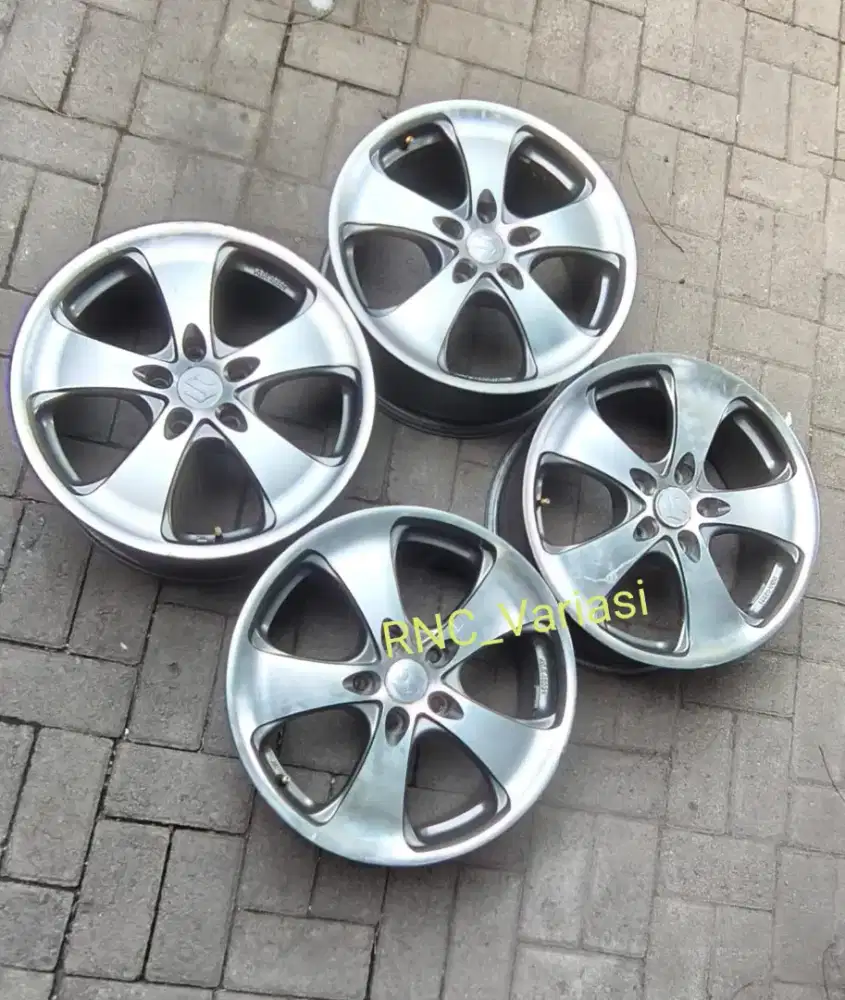 Velg R17 Suzuki APV Arena Luxury