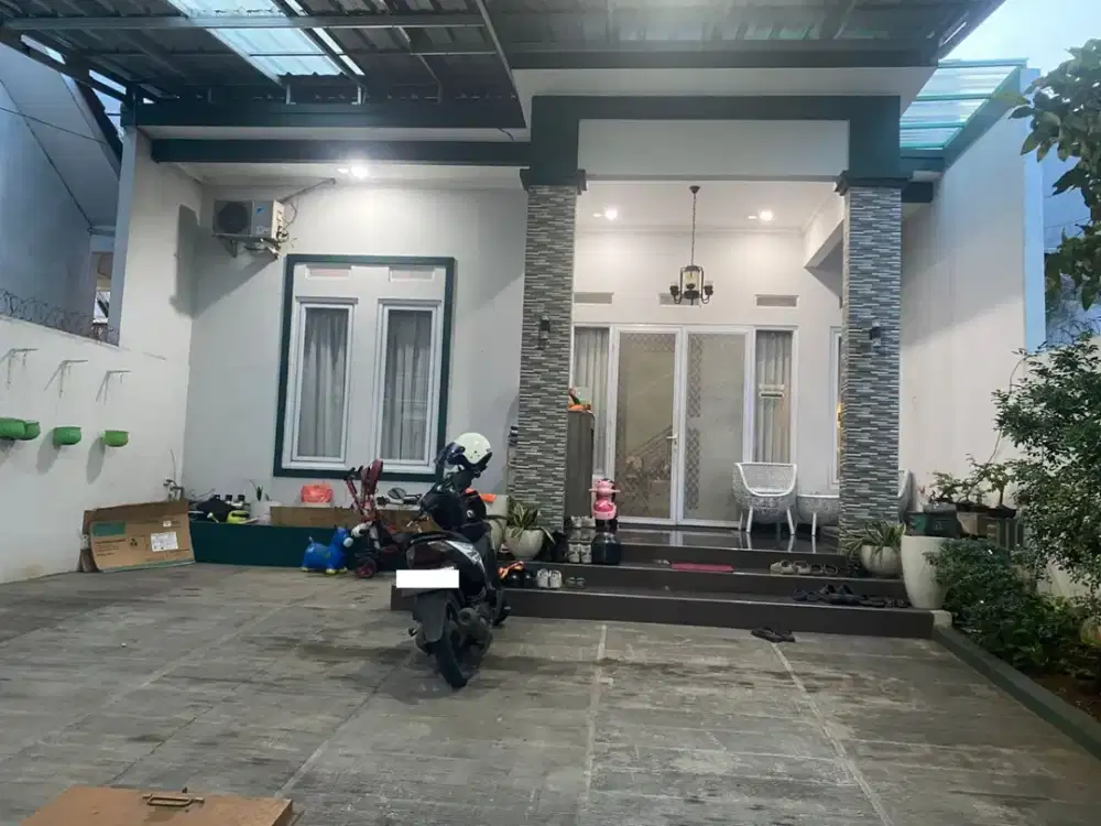 Ss.3720 - Murah !! Dijual Rumah 2 Bangunan Luas total 324mtr Hadap Timur Jalan 3 Mobil di Lagoa Koja