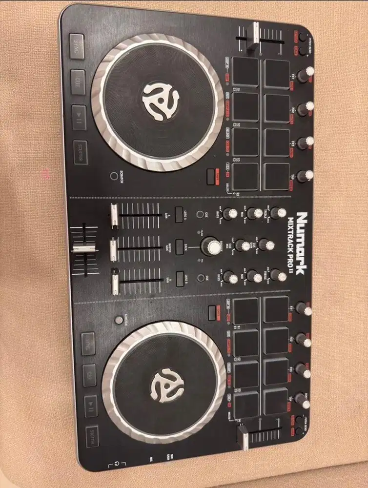 Numark mixtrack pro ii mint condition
