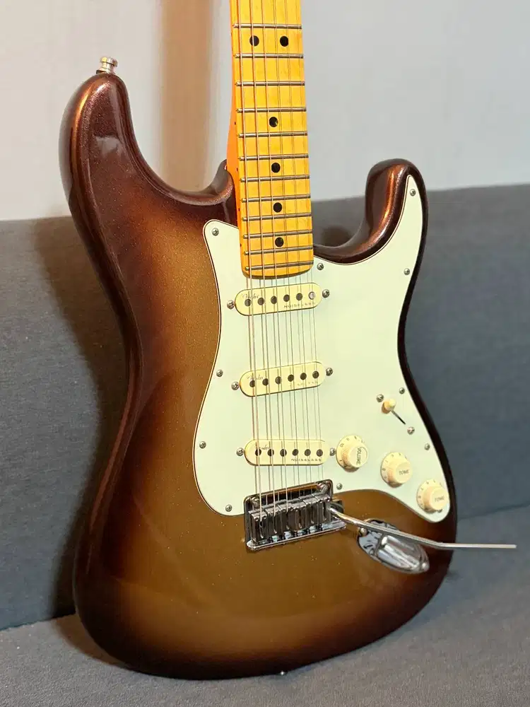 WTS – Fender American Ultra Stratocaster USA (2022) – Mocha Burst