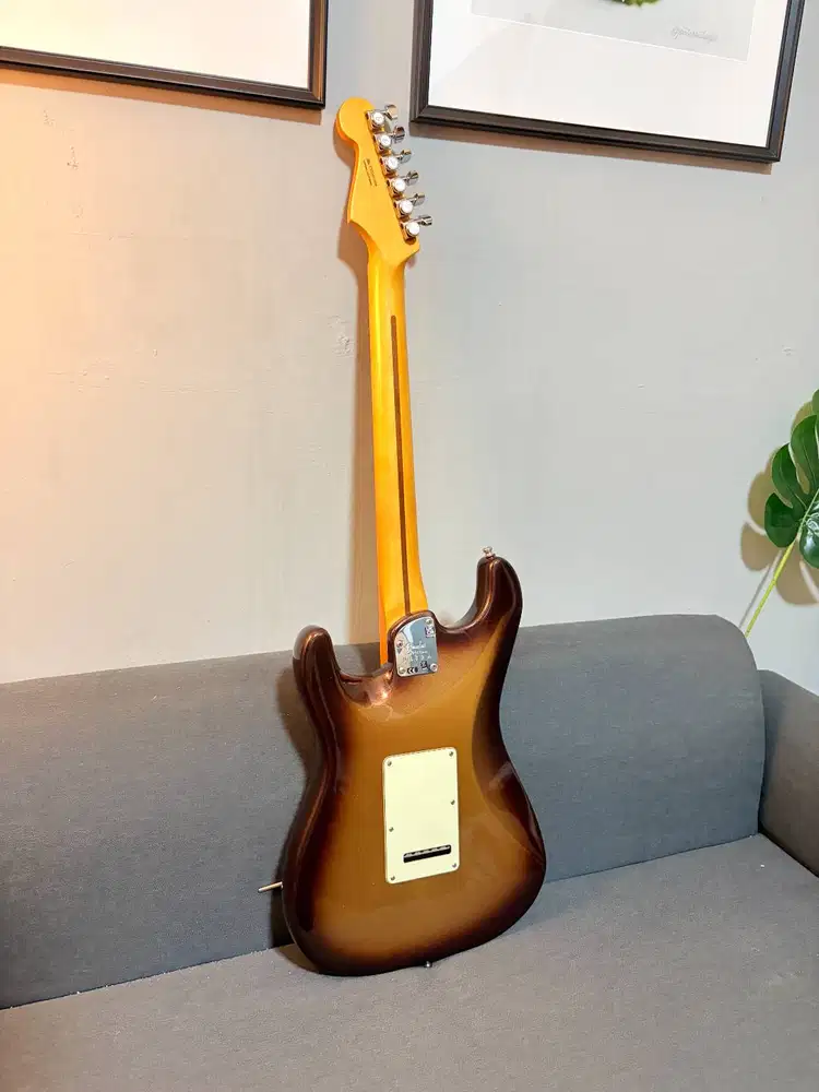 WTS – Fender American Ultra Stratocaster USA (2022) – Mocha Burst