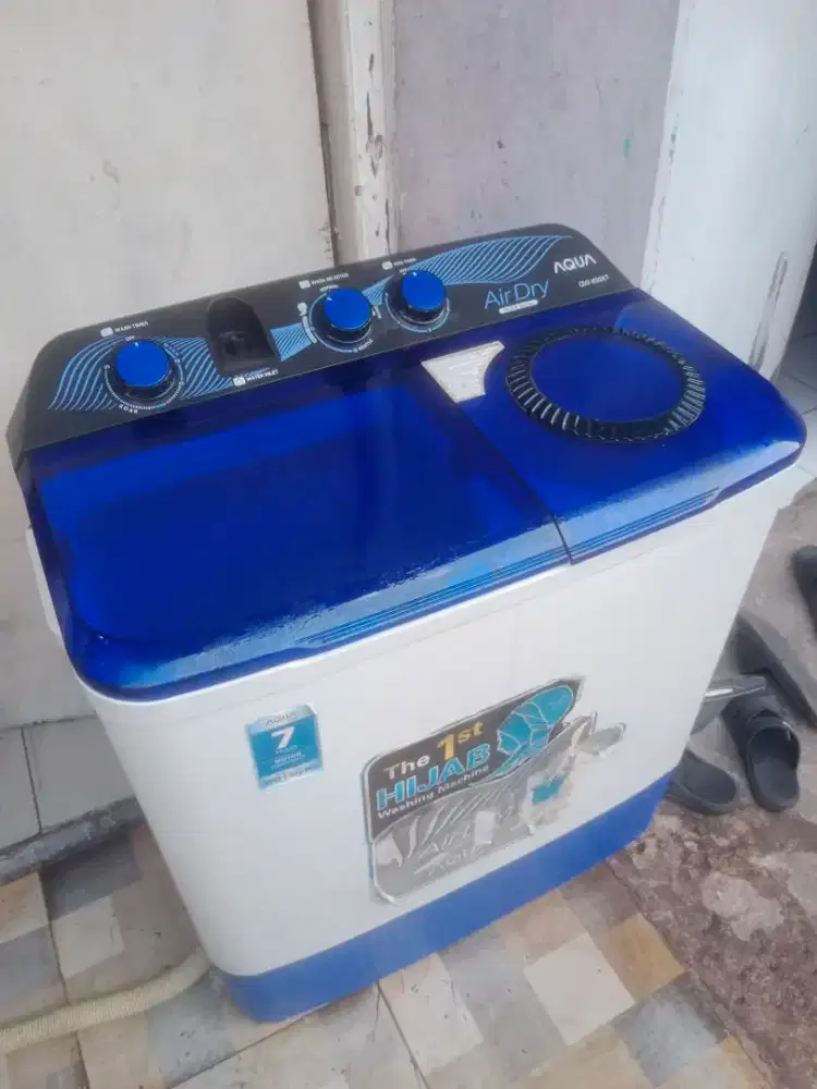Mesin cuci merk aqua 8kilo