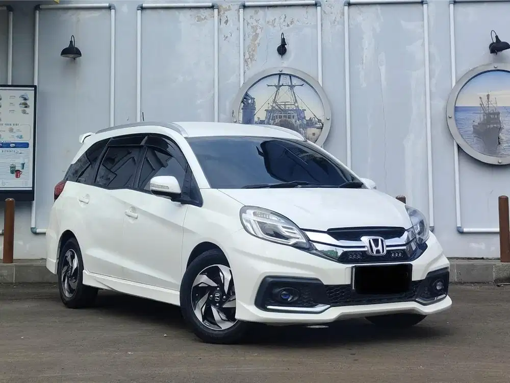 HONDA MOBILIO RS 1.5 AT 2015 KM LOW 1271