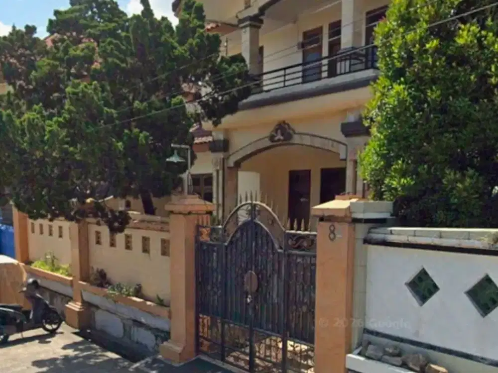 rumah 2 lantai luas tanah 250 siap huni dekat jln raya denpasar bali