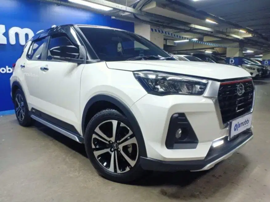 TDP 10 JT Daihatsu Rocky 1.0 R ADS Bensin-AT Putih 2022