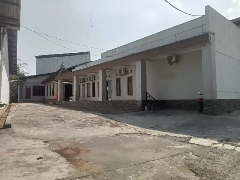 Dijual Pabrik Kayu Lapis Strategis di Secang Magelang