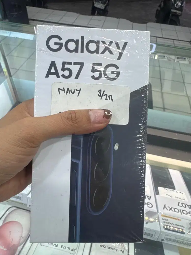 SAMSUNG A57 5G 8/256 bisa cod