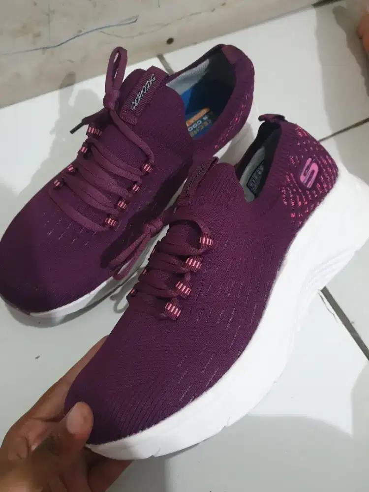 Skechers air cooled goga mat