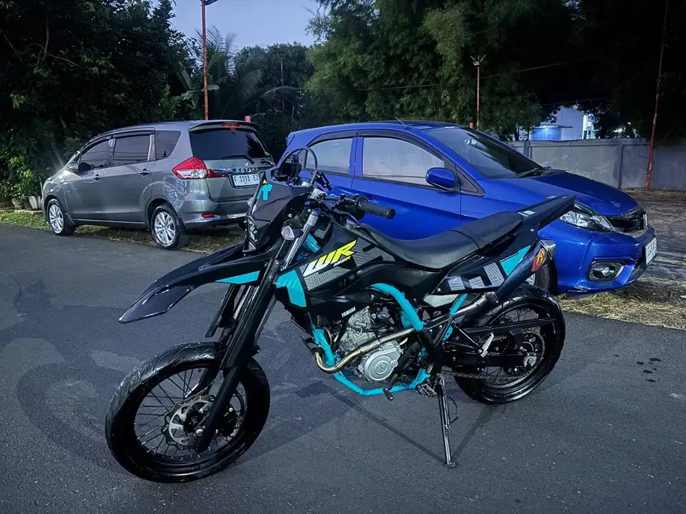 Yamaha WR 155 Supermoto