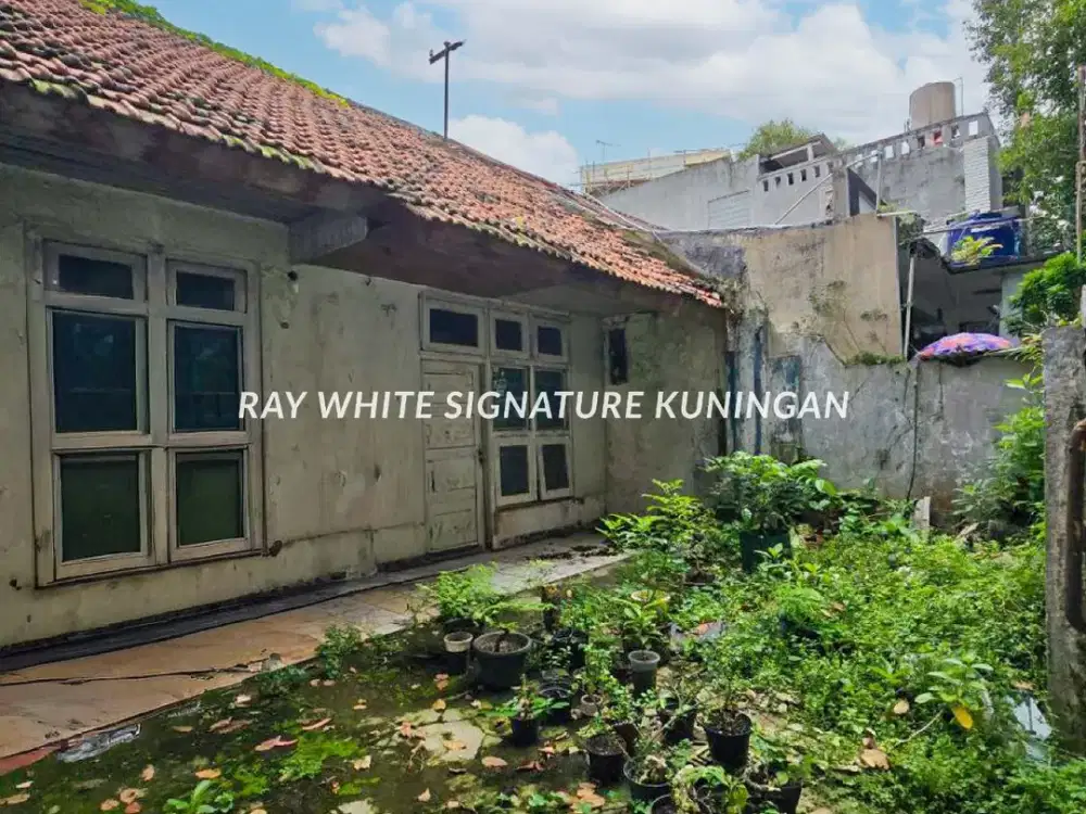 Dijual Rumah Harga Hitung Tanah dan Cocok Untuk Rumah Kos Di Bendungan Hilir Jakarta Pusat