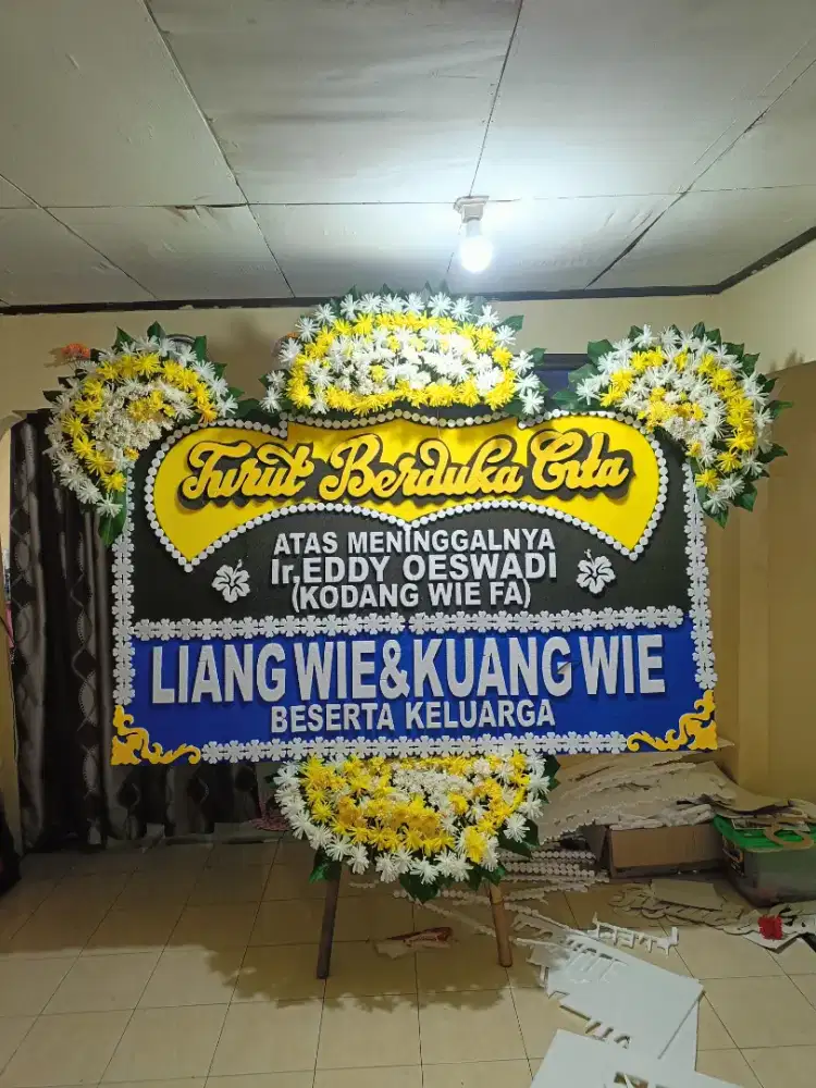 karangan bunga papan