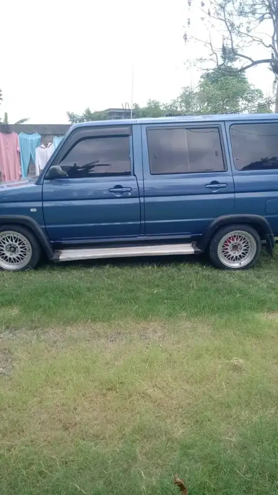Toyota kijang super