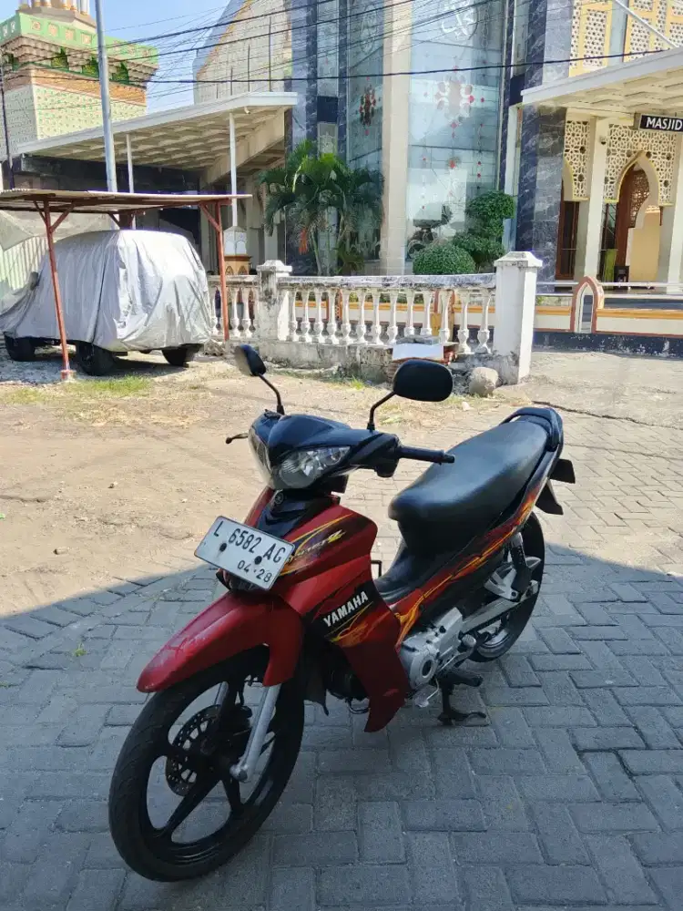Yamaha Jupiter Z CW