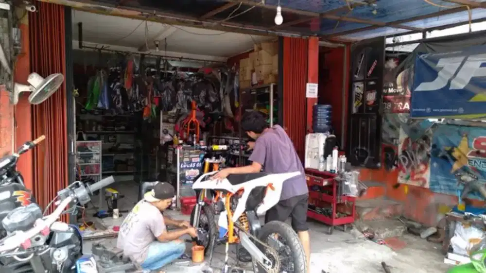 Dicari mekanik motor