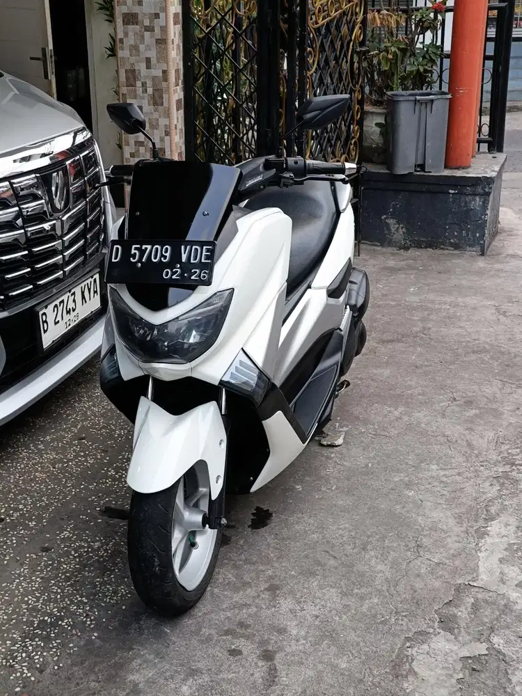 Nmax abs tahun 2016 murah/tt boleh gan cash lebih bagus
