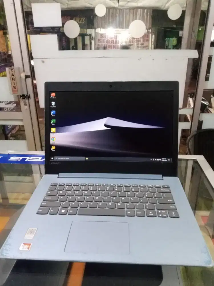 Laptop Lenovo IP320