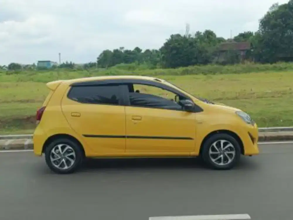 Jual beli mobil