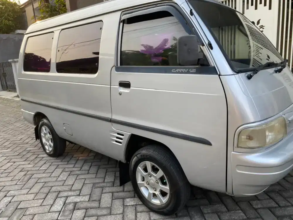 Futura Real Van 2007/2006 GX Istimewa original mulus