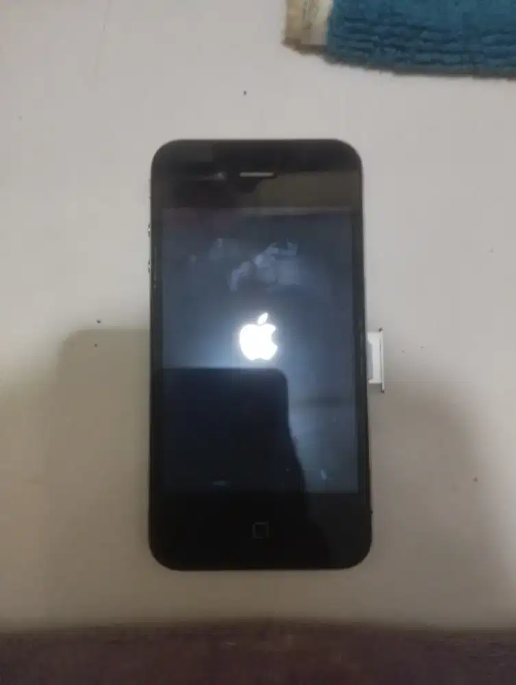 Iphone 4 32GB hp plus casan aja