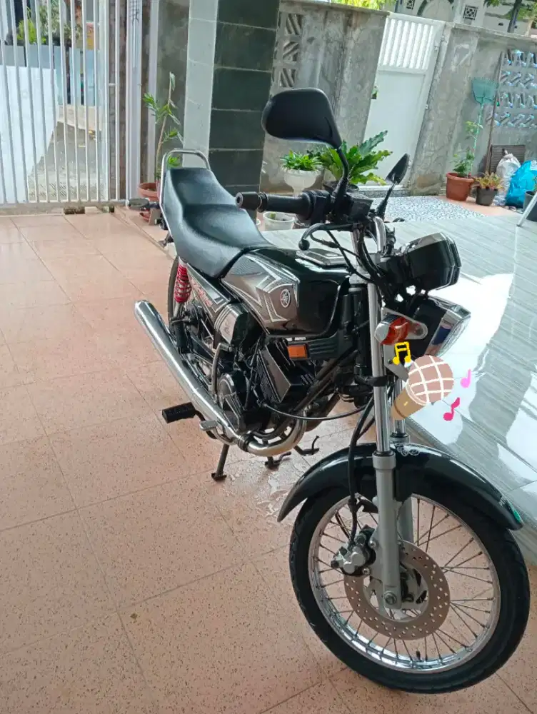 Dijual santai boss..Yamaha RX King Th. 2004