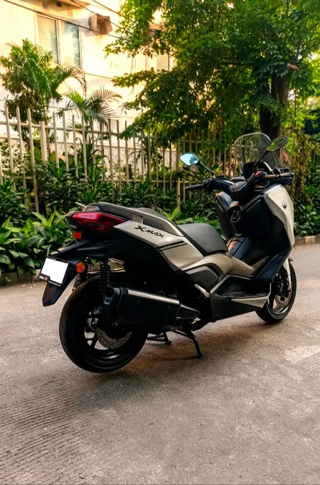 Yamaha XMAX Connected 2024 Grey Mulus Jarang Pakai ODO Rendah