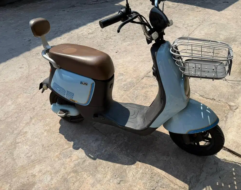 Dijual sepeda listrik bekas type ION 21