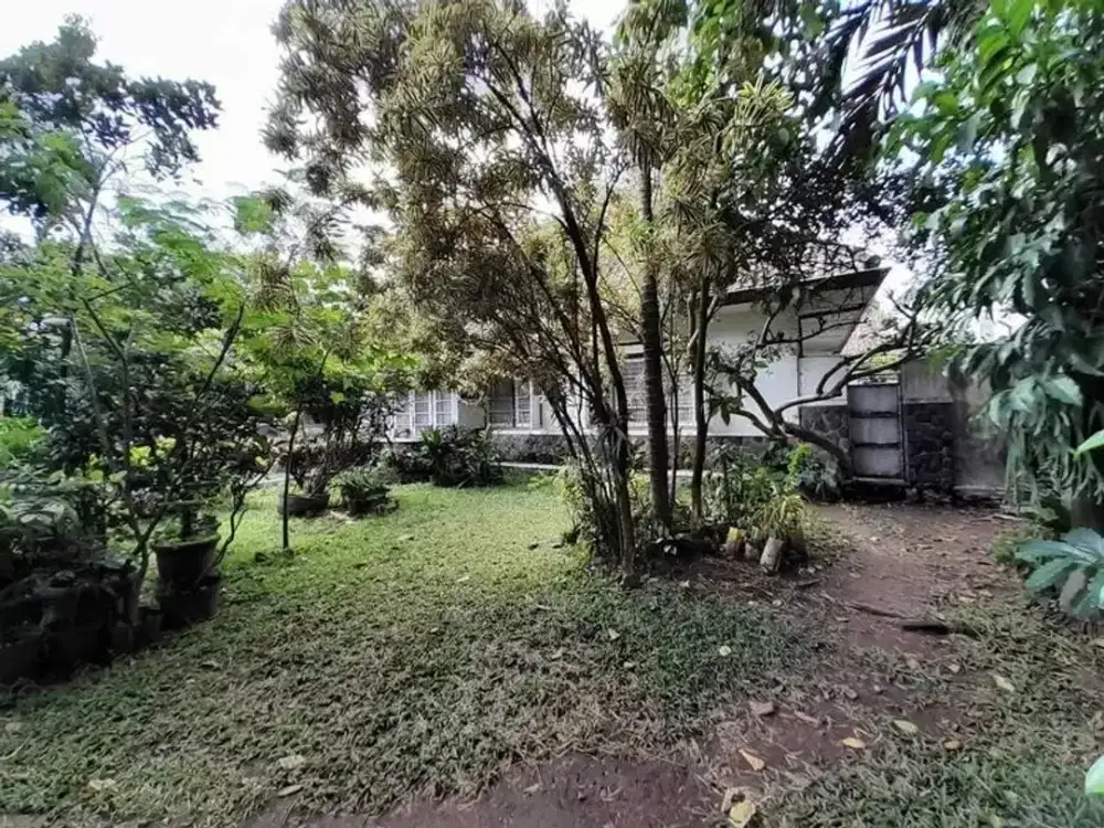 Rumah cocok untuk bisnis kantor Caffe Resto di Riau martadinata Bandung Kota Harga Nego