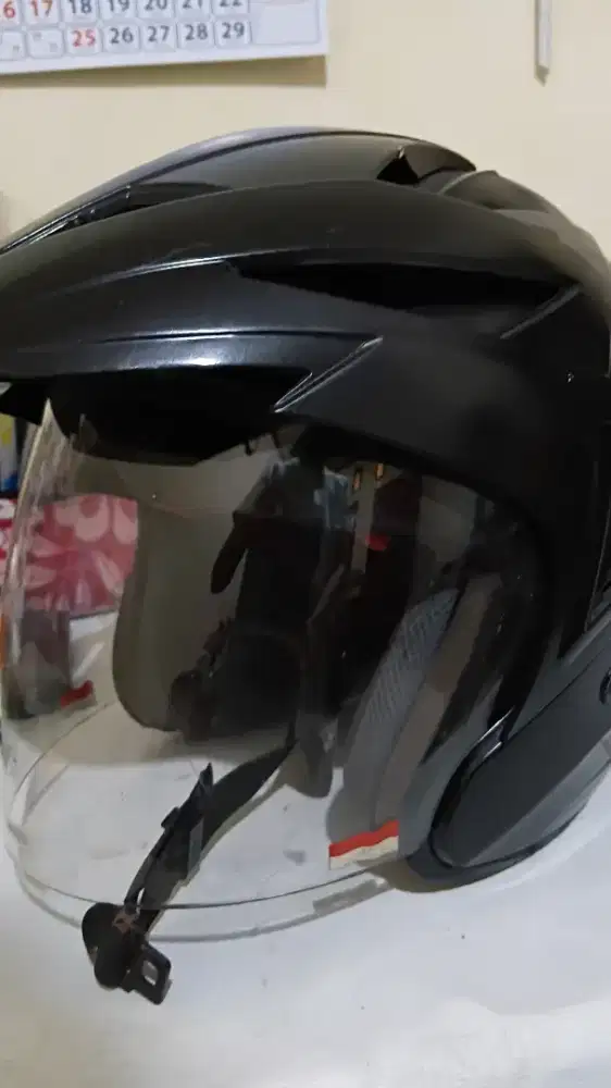 Helm merk KYT warna full black ukuran L